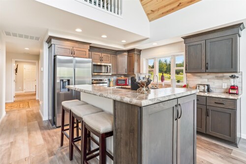 2-Night Rentals available at Mountain Life Memories!