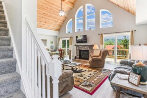 Smart TV, fireplace, DVD player