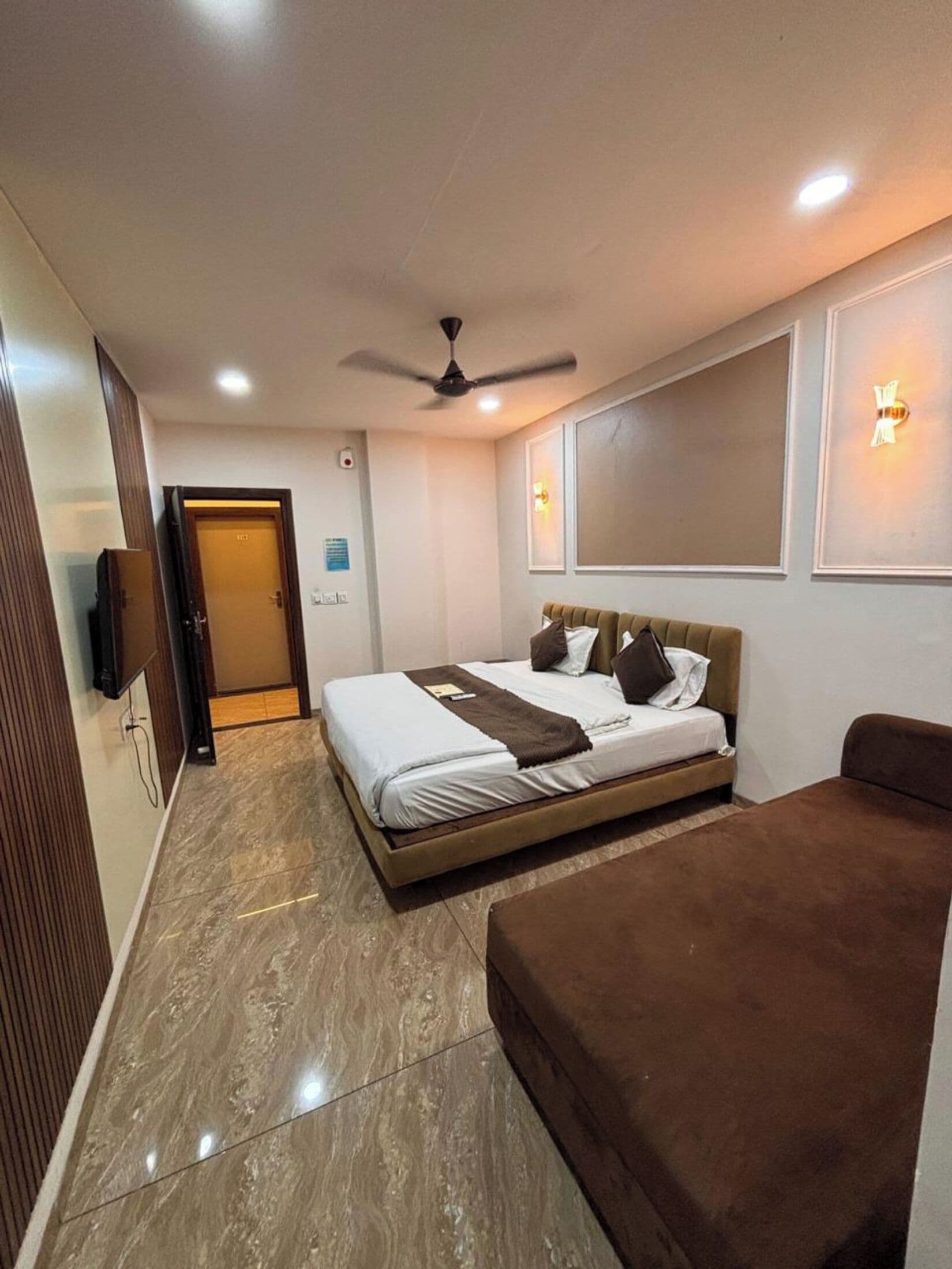 Photo - Kiwi Inn Hotel