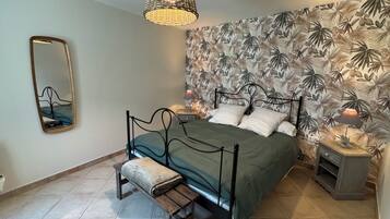 2 quartos, ferros/tábuas de passar roupa, Wi-Fi de cortesia