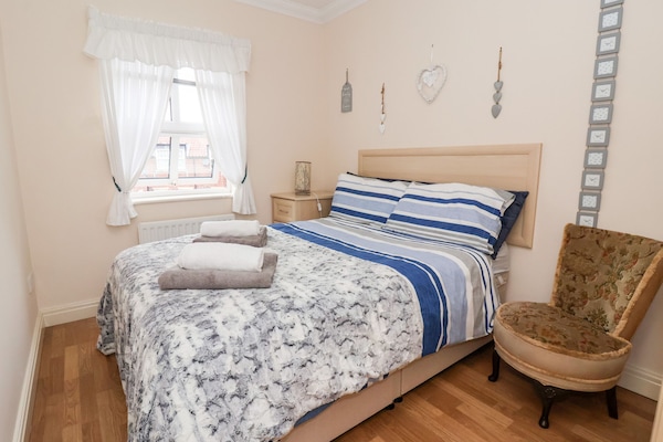 4 bedrooms, individually decorated, individually furnished, free WiFi