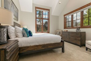 4 camere, ferro/asse da stiro, accesso a Internet, lenzuola