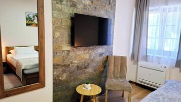 Minibar, bureau, chambres insonorisées, Wi-Fi gratuit