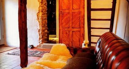 Boutique barn set on a Rural retreat Acre & Shelter