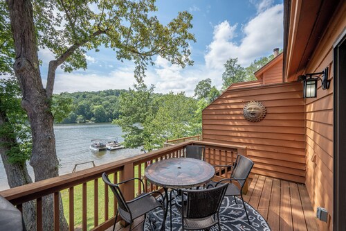 Deep Creek Fun w/ Hot Tub, Dock & Fireplace