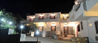 Timessa Mezonette - Agios Kirikos