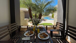 Artdeco Luxury Suites #A4 | Terrasse/patio