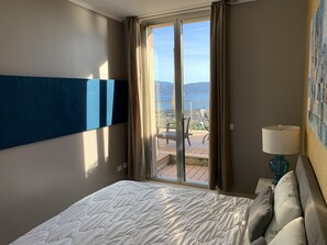 2 bedrooms, iron/ironing board, travel crib, free WiFi