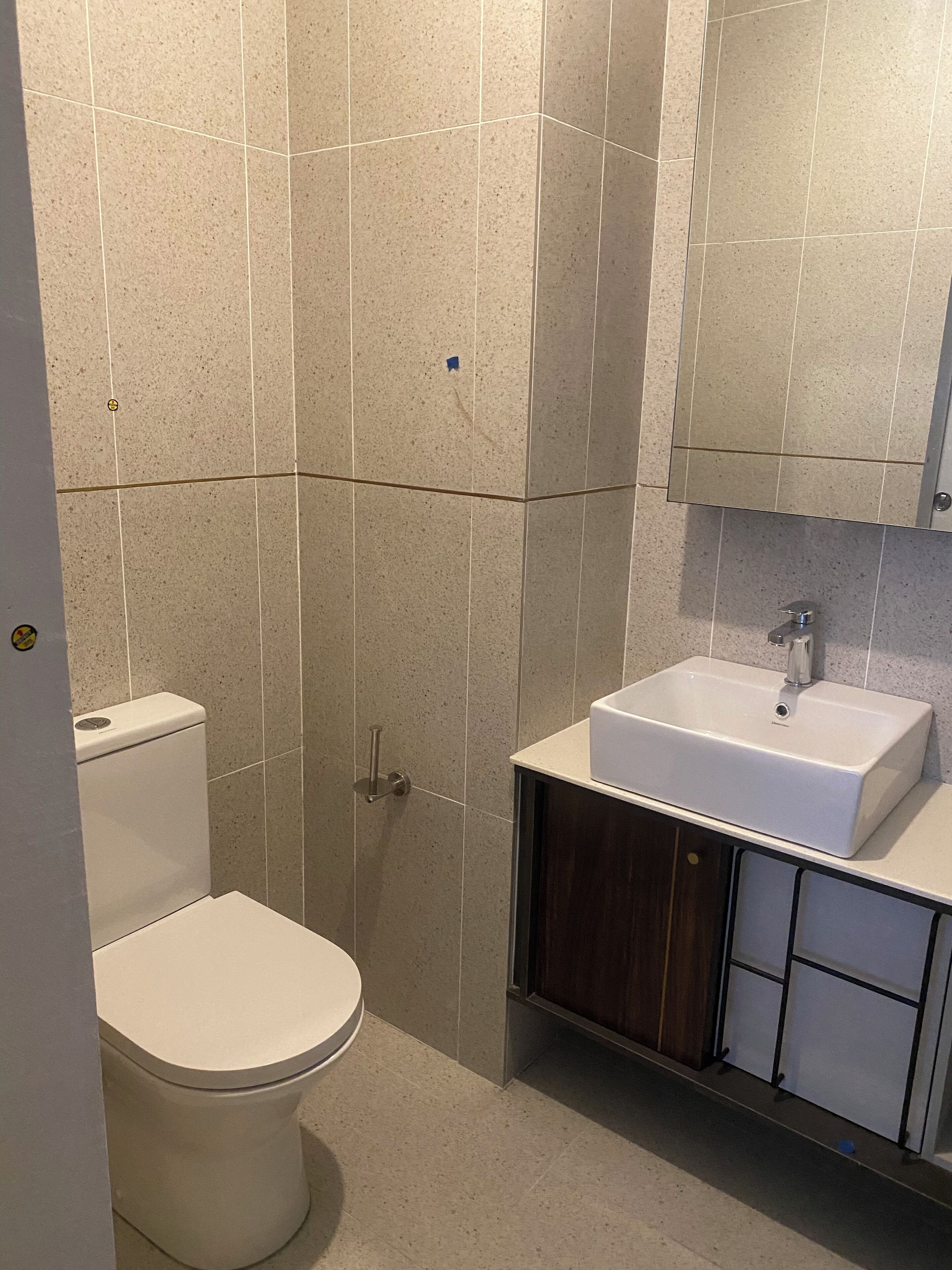 Bathroom amenities