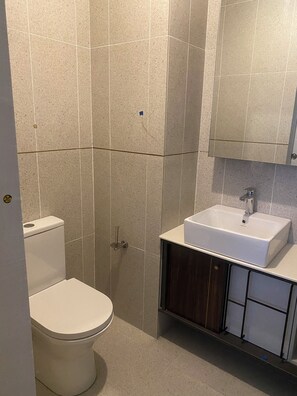 Condo, 1 Bedroom, Accessible, City View | Bathroom amenities - Entire Cosy Duplex Damansara (Sungai Buloh)
