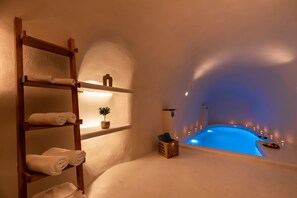 Honeymoon Double Room, Indoor Private Pool, Jetted Tub, Sea View | Premium bedding, minibar, in-room safe, individually decorated - Twenty One Suites (Santorini)
