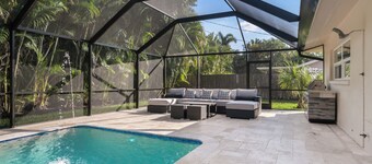 Naples Dream Escape 4BR Home, heated pool, 10min from Beach