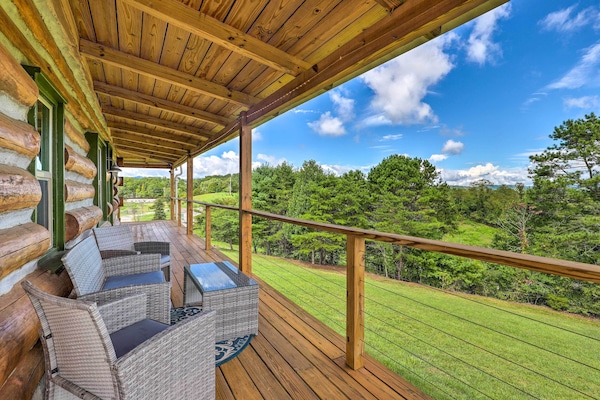 House (2 Bedrooms) | Front of property