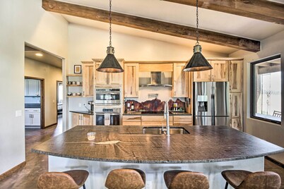 Pastoral Elgin Escape w/ Covered Patio & Grill!