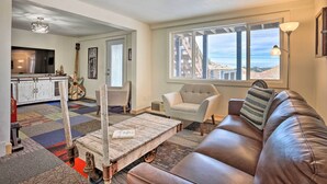Unclassified image, 5 of 29, button - Esther's Main House in Lead w/ Deck + Views! (Lead)