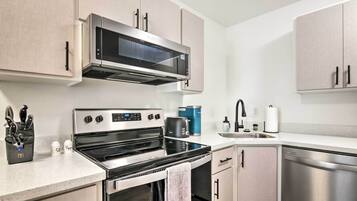 Apartment (1 Bedroom) | Interior