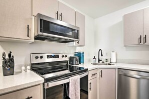 Apartment (1 Bedroom) | Interior