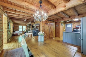 Interior - Hot Tub, Fire Pit: Waynesville Getaway Near Hiking (Canton)