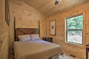 House (2 Bedrooms) | Interior - Private Hot Tub & EV Charger: Cozy Murphy Cabin! (Murphy)