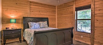 'rukarasa Cabin' w/ Yard & Dock at Grand Lake