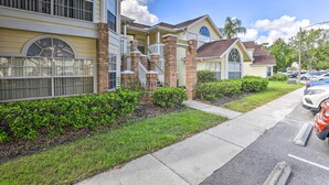 Exterior - Laguna Bay Townhome w/ Pool Access & More! (Kissimmee)