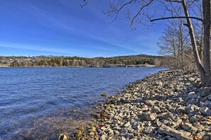 House (2 Bedrooms) | Interior - Resort Cabin w/ Nearby Pool & Lake Access! (Lampe)