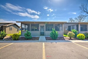 House (2 Bedrooms) | Interior - Resort Cabin w/ Nearby Pool & Lake Access! (Lampe)