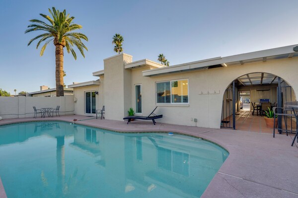 5 Mi To Camelback Ranch: Pet-friendly Home W/ Pool - Glendale, AZ