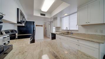 Casa (3 Bedrooms) | Interior