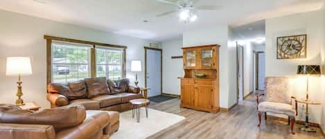 Cottage (3 Bedrooms) | Interior