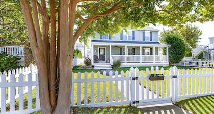 Breezy Ocean City Home: Walk to Beach + Boardwalk!