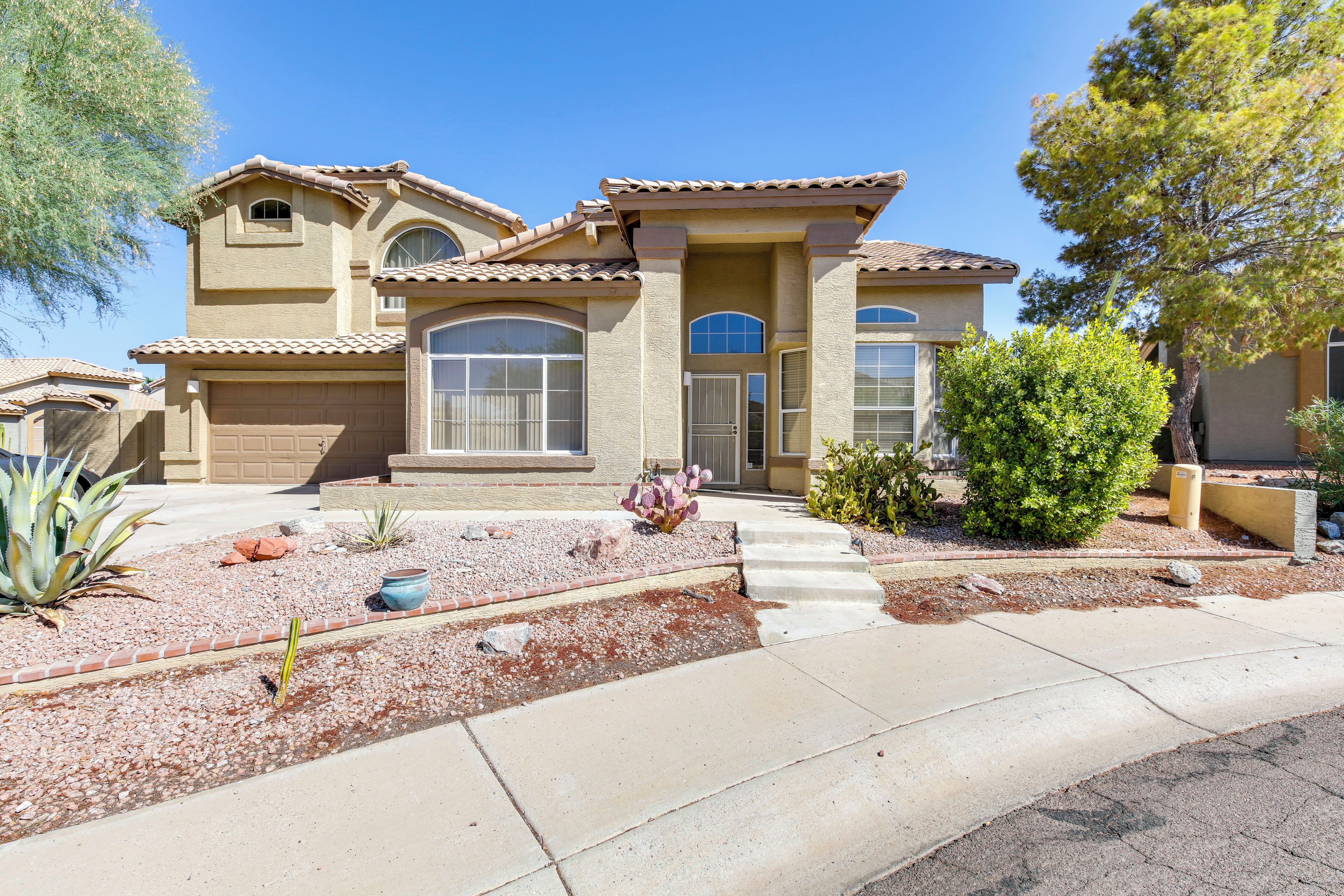 House (4 Bedrooms) | Interior