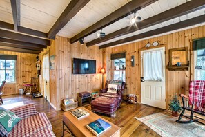 Cottage (2 Bedrooms) | Bahagian dalam