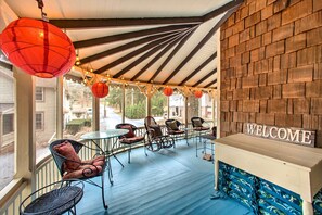 Cottage (2 Bedrooms) | Interior - Quaint 'gretna Getaway' Cottage w/ Screened Porch! (Lebanon)