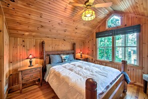 Cottage (2 Bedrooms) | Interior - Quaint 'gretna Getaway' Cottage w/ Screened Porch! (Lebanon)