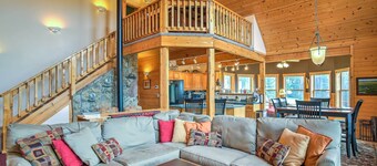 Luxe Alpine Cabin w/ Wraparound Deck & Mtn Views!