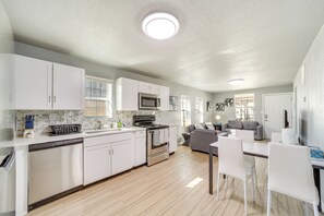 Casa (2 Bedrooms) | Interior