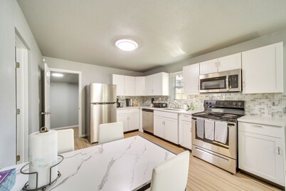 Convenient Tulsa Home - 2 Mi to Downtown!
