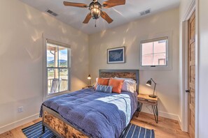 House (3 Bedrooms) | Interior - Buena Vista Home w/ Mtn Views, Walk to Main St (Buena Vista)