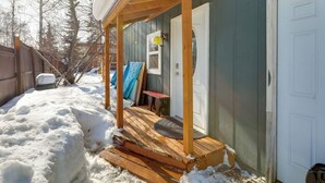 Apartment (0 Bedroom) | Interior - 2 Mi to Dtwn & Pioneer Park: Fairbanks Studio! (Fairbanks)