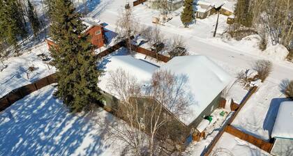 2 Mi to Dtwn & Pioneer Park: Fairbanks Studio!