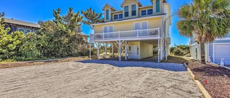 House (6 Bedrooms) | Front of property