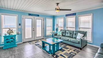 House (6 Bedrooms) | Interior