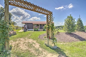 Property grounds - 'valley View Cabin' Near Branson & Table Rock Lake (Omaha)