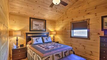 House (1 Bedroom) | 1 bedroom, iron/ironing board, bed sheets