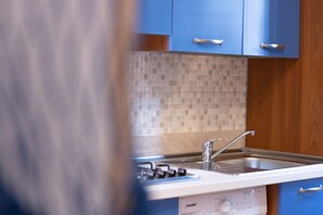 Estudio, para fumadores | 5 habitaciones 