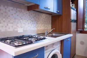 Studio, Smoking | 5 bedrooms - Casa Vacanze da Vicenta (Camerota)