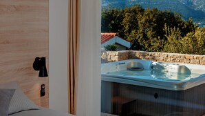 Villa | 6 camere, una scrivania, insonorizzazione