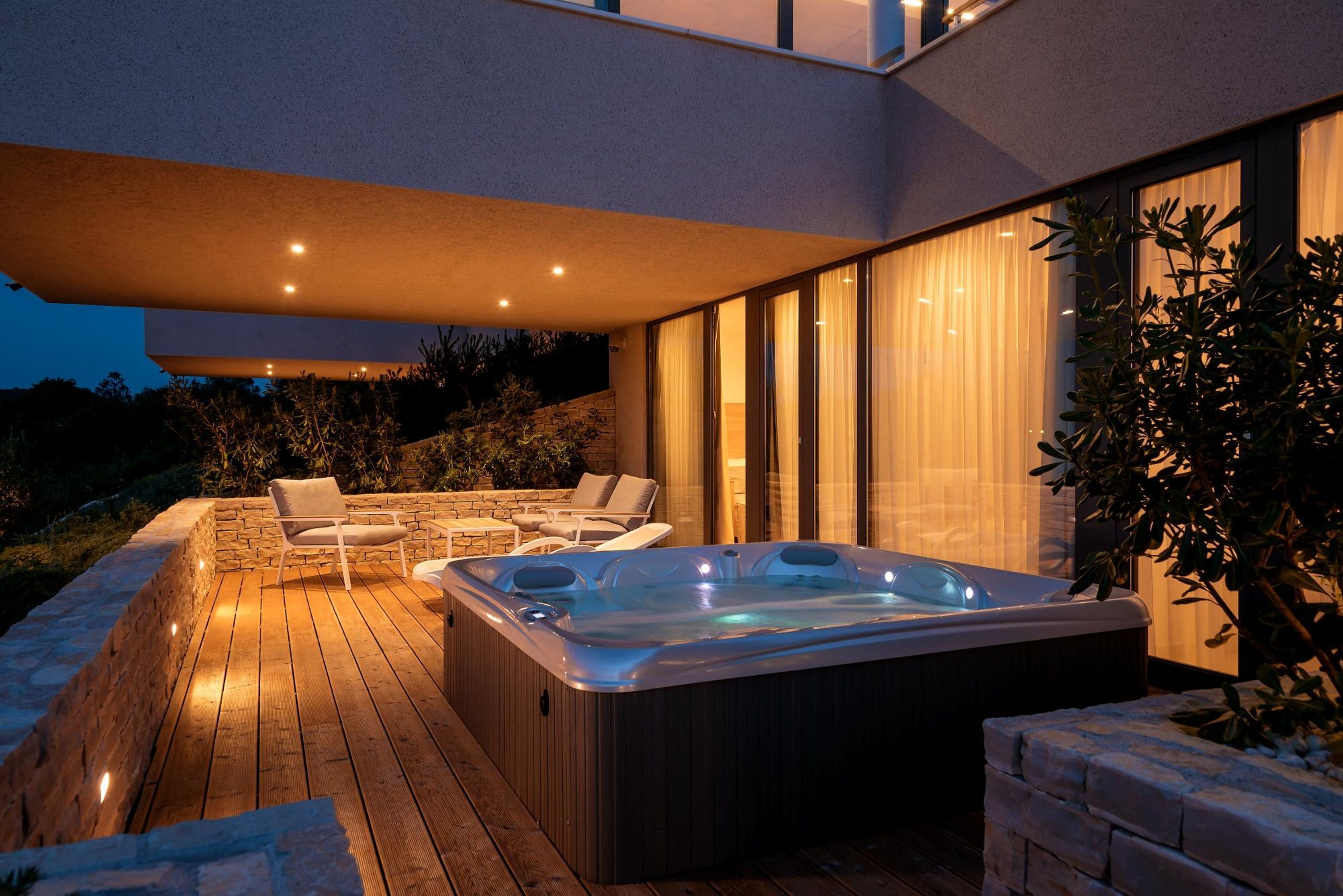 Villa | 6 habitaciones, escritorio y insonorización 