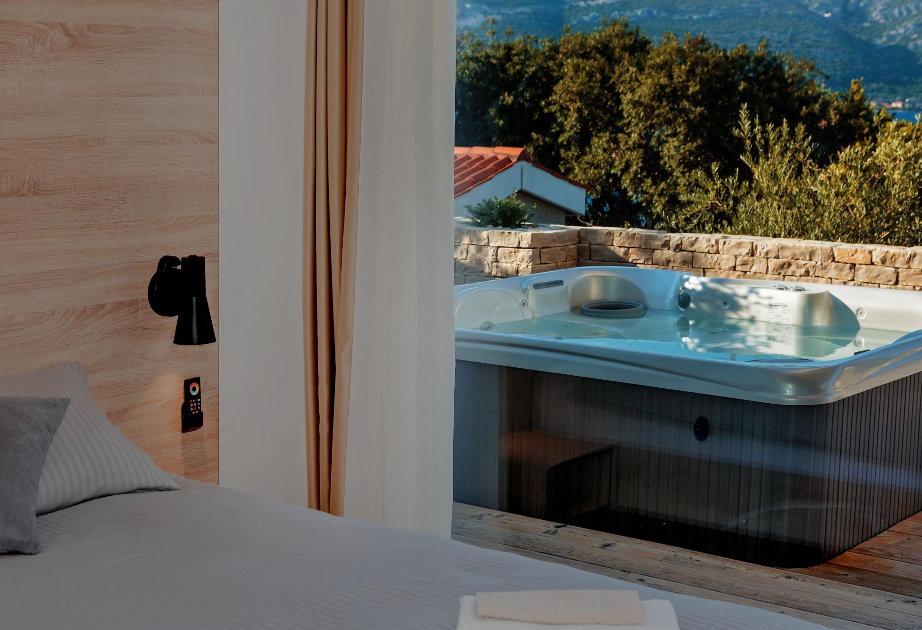 Villa | 6 bedrooms, desk, soundproofing